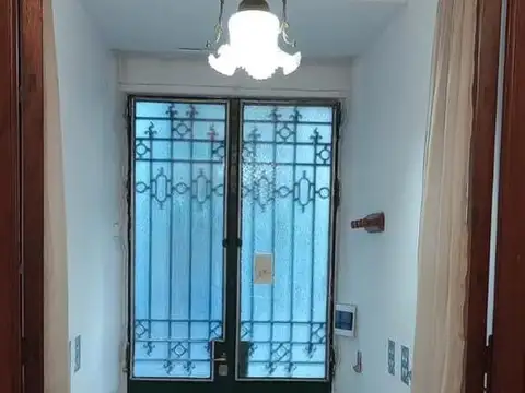 Casa en Venta en Centro De Lujan, USD 176.000