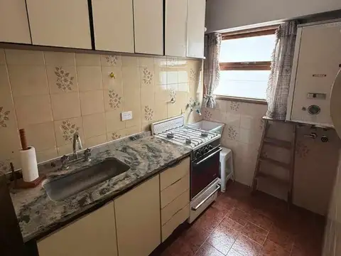 Buenos Aires 2500, Piso 5