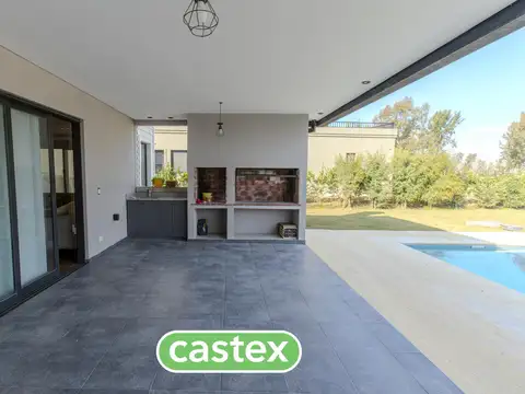 Casa en Venta en Countries y Barrios Cerrados en Ezeiza, USD 550.000