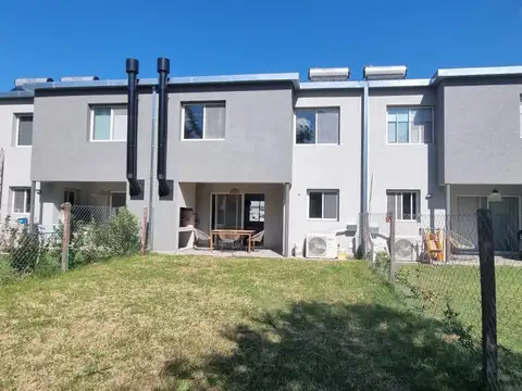 Casa en Venta en Garin, USD 144.000