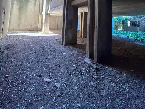 SE VENDEN LOCALES EN PERGAMINO EN CONSTRUCCION