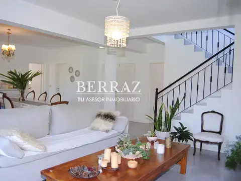 Casa venta 6 ambientes en San Isidro Labrador Villanueva lote de 880 m2