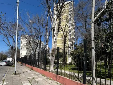 Luminoso 3 ambientes, ubicado en Avellaneda