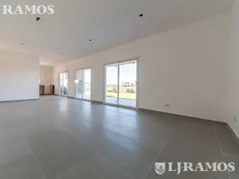 Casa en Alquiler de 3 dormitorios