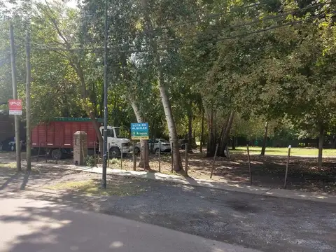 LOTE A METROS DE LA ENTRADA A LOS LAGARTOS C.C. Alquiler