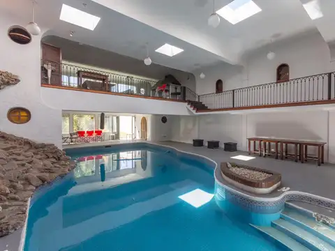 Nicolas Avellaneda al 900