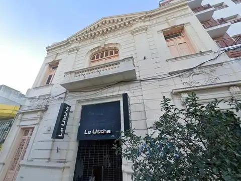 Edificio histórico de estilo italiano en el corazón comercial de San Nicolás – 792 m² cubiertos