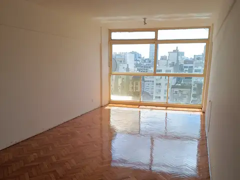 Dueña Piso 12 al frente sol!