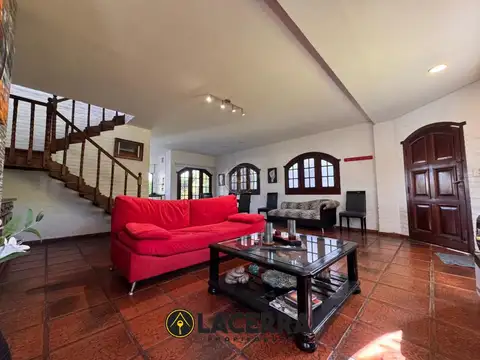 Casa en Venta en Countries y Barrios Cerrados en Belen de Escobar, USD 240.000