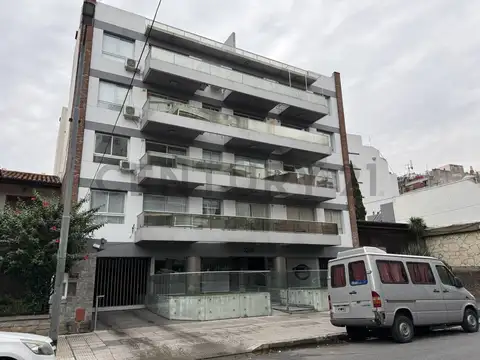 VENTA COCHERA en VILLA DEL PARQUE