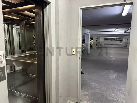 VENTA COCHERA en VILLA DEL PARQUE
