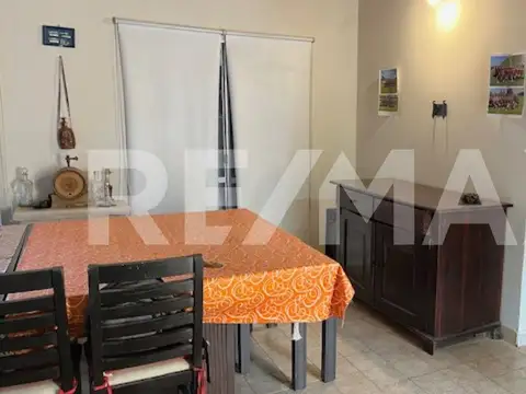Casa en Venta en Cinco Saltos, USD 98.000