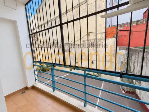 SEGUI 1980 1900, Piso 1