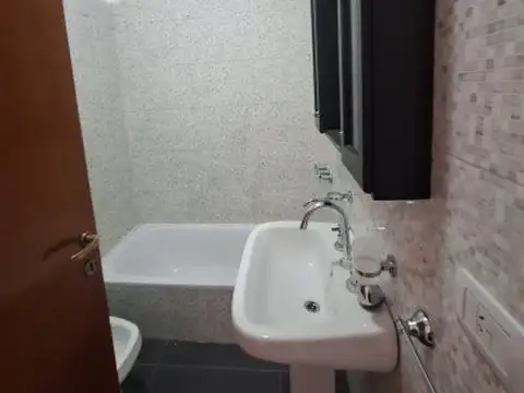 Depto Tipo Casa 3 ambientes con 1 baño