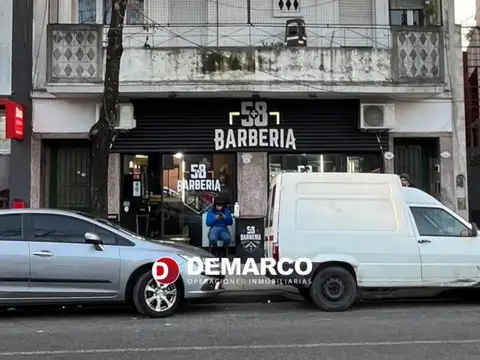 CASA 3 PLTAS.DESARROLLADO EN 4 PH.2 Y 3 AMB+LOCAL  EN BLOCK