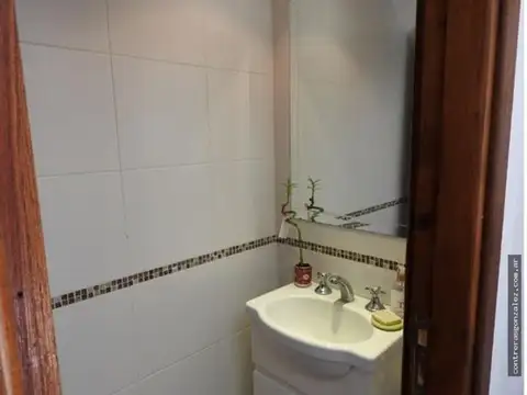 Casa 3 ambientes con 2 baños