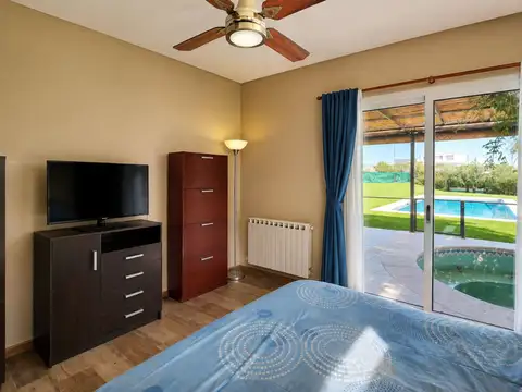 VENTA CASA 5 AMBIENTES ESCOBAR B PUERTOS VISTAS