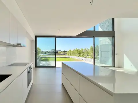 Departamento en Venta con 2 cocheras