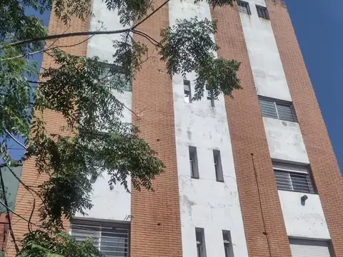edificio ex clinica para cualquier destino oficina clinica e