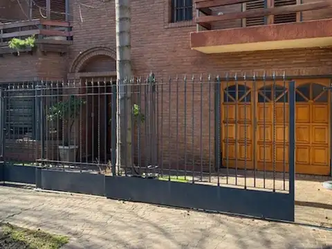 Casa en Venta en Haedo, USD 289.000