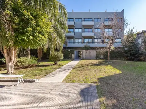 VENTA DEPARTAMENTO 3 AMBIENTES CON BALCÓN Y JARDIN