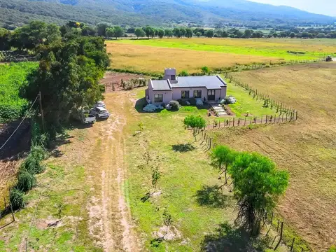 QUINTA 4 HA VENTA + CASA DE 2 DORM CHICOANA