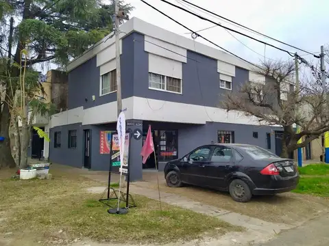 CASA 2 PLANTAS     LOCAL  - 70.000 USD
