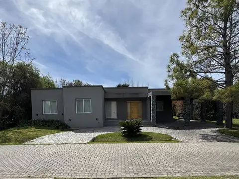 Casa en Venta en Exaltacion de la Cruz, USD 259.900