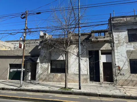 Depto Tipo Casa en Venta en Boedo, USD 145.000