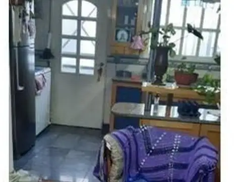 Depto Tipo Casa en Venta con 1 cocheras