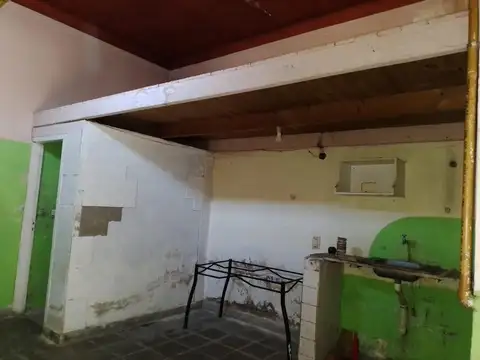 Local en Alquiler Via Pública