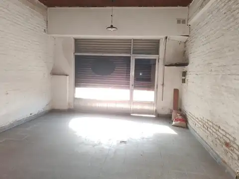 Local comercial sobre Centenario Uruguayo al 1900