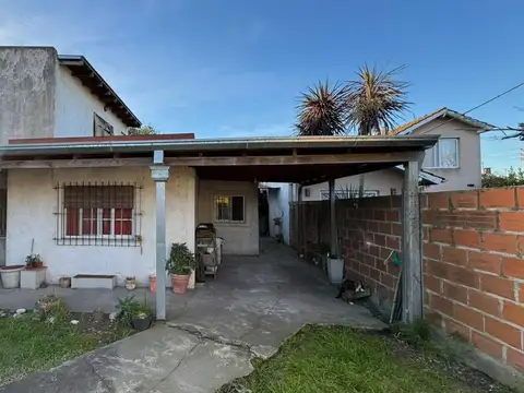 Hermosa casa con cercanía a Estación de tren Villa de Mayo
