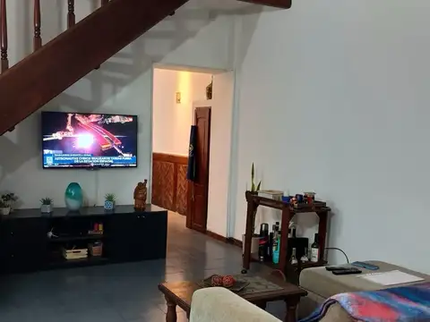 Depto Tipo Casa 4 ambientes con 1 baño