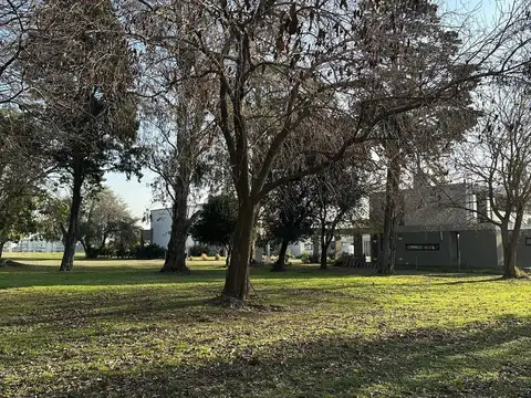 Terreno en Venta 22  mts Fondo