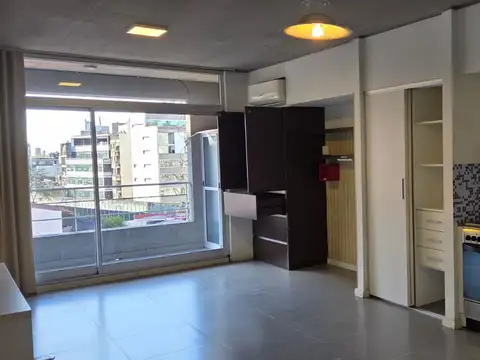 Departamento en Alquiler en Belgrano C, $ 650.000
