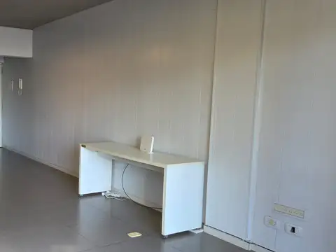 Departamento en Alquiler en Belgrano C, $ 650.000