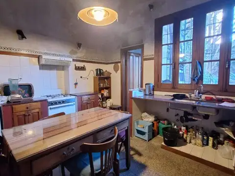 Casa 5 ambientes con 1 baño
