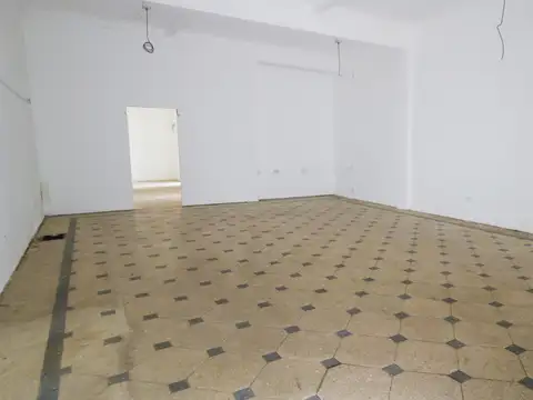 Local en Alquiler 60 años