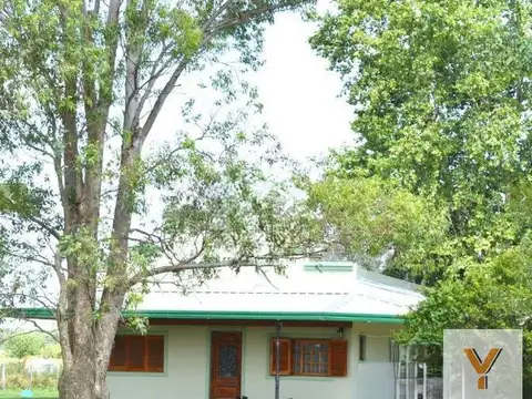 Casa 5 ambientes con 2 baños