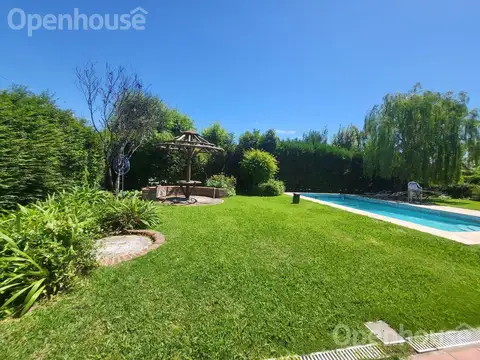 Venta  en Barrio Privado Las Condes- Pilar. 2 plantas sobre lote central