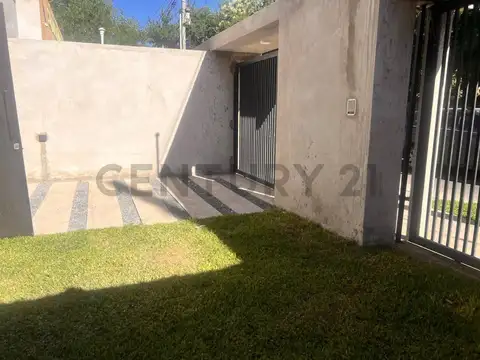 Depto Tipo Casa en Venta en City Bell, USD 145.000