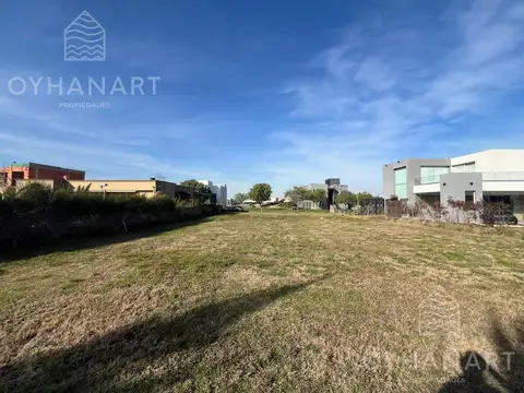 Terreno en Venta 21  mts Fondo