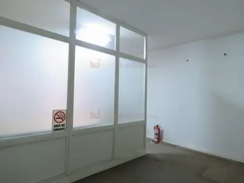 OFICINA EN VENTA CON  BAJAS EXPENSAS (Precio + cuotas)