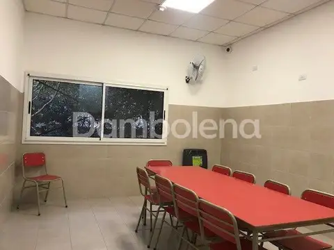 Fondo Comercio en Venta con 1 cochera