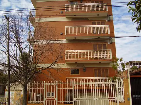Departamento en Venta al Noreste