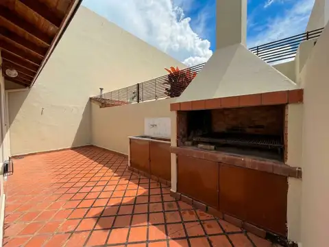 Alquiler PH 3 Ambientes con Patio y Parrilla - Villa Pueyrredón