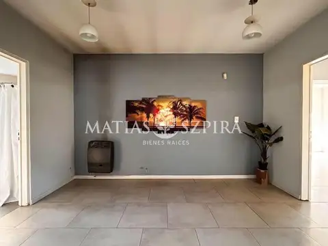 Casa 5 ambientes con 2 baños