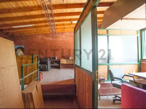 Galpon en Venta 30  mts Fondo