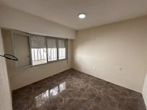 Casa en Alquiler al Oeste